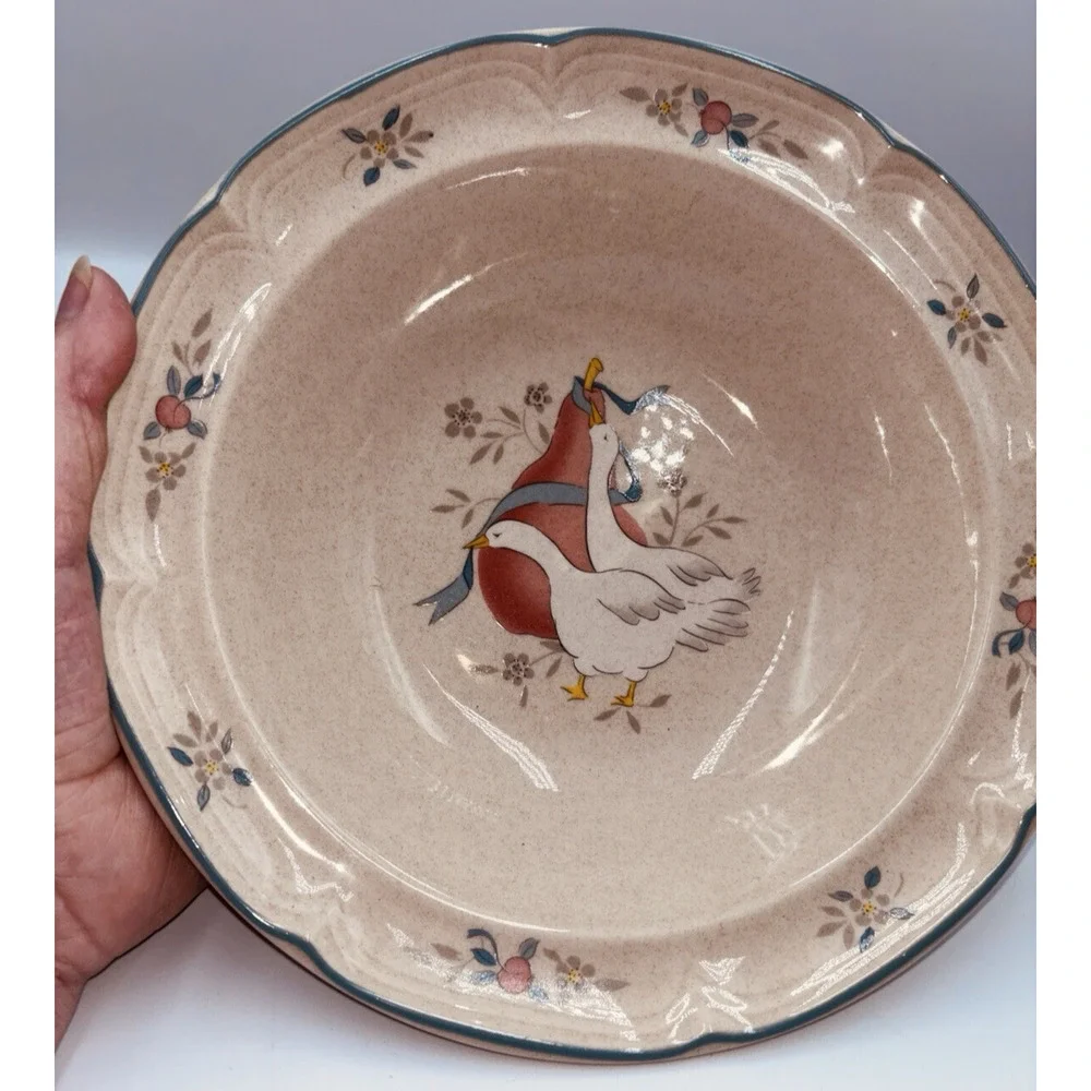 International China Marmalade Stoneware Serving Bowl 9.25 in Geese Pear NICE